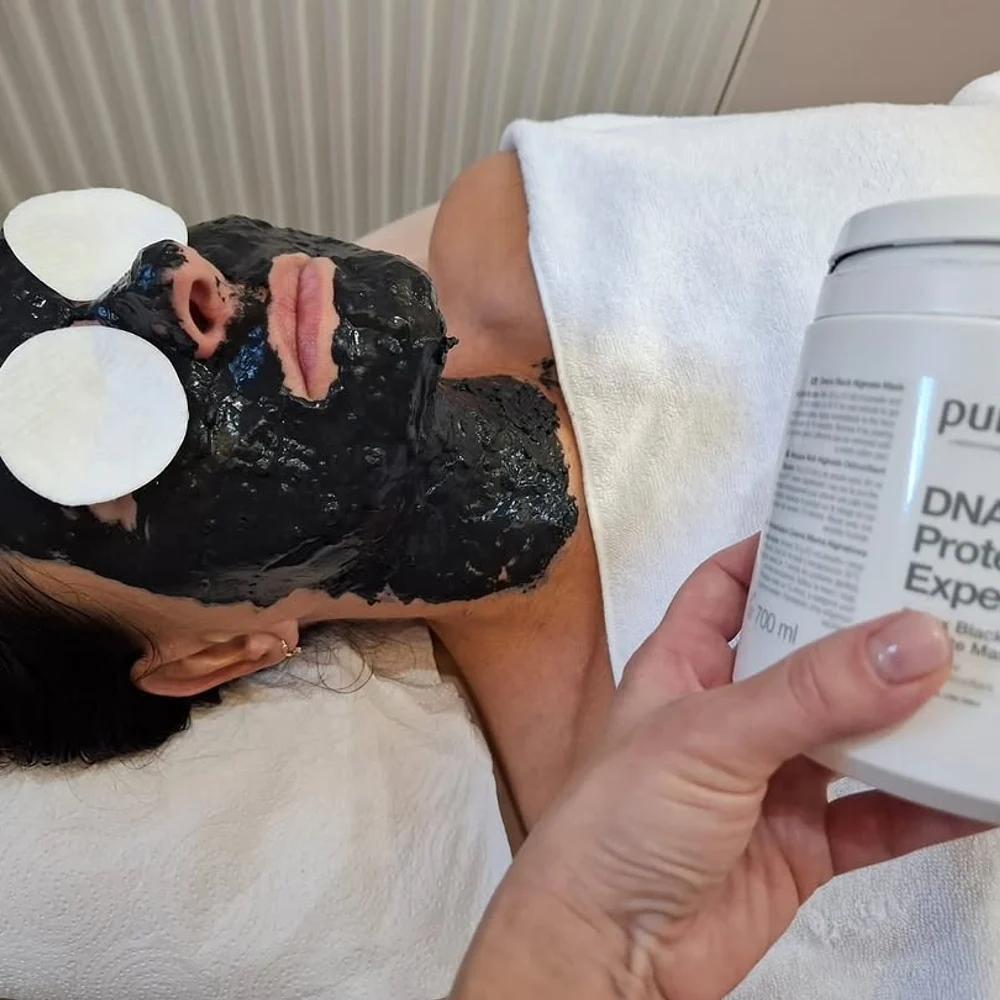 Maska do zabiegu wodorem z diamentową końcówką wzbogacona kwasami i węglowym detoxem